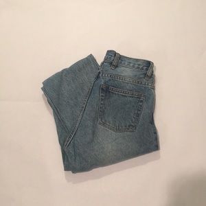 (SOLD) Brandy Melville straight leg jeans